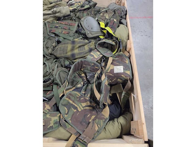 Partij camouflage kleding en uitrusting artikelen, woodland / kpu / kl / falke - afbeelding 5 van  6