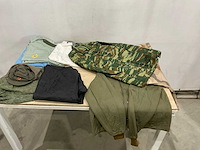 Partij camouflage kleding - afbeelding 4 van  12