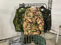 Partij camouflage kleding - afbeelding 7 van  12