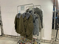 Partij camouflage kleding - afbeelding 8 van  12