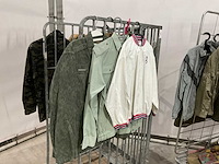 Partij camouflage kleding - afbeelding 10 van  12