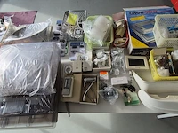Partij camper en caravan onderdelen, o.a. reimo, remis - afbeelding 8 van  15