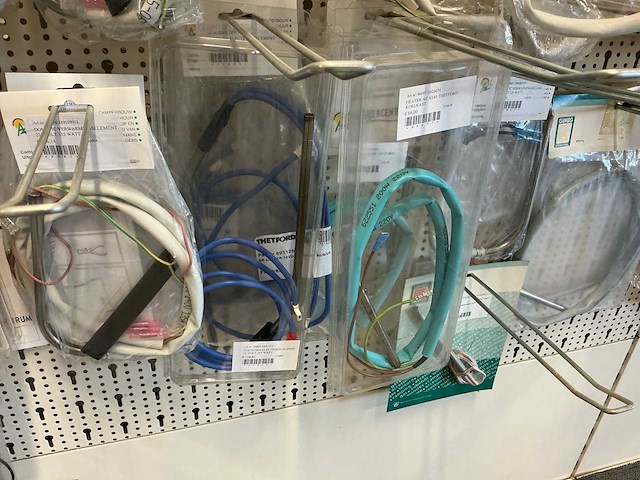 Partij camper koelkastonderdelen - afbeelding 4 van  23