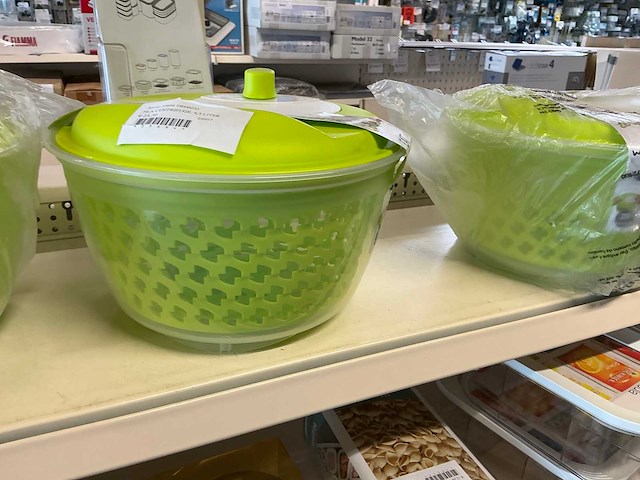 Partij campingservies, pannen en potten - afbeelding 9 van  29