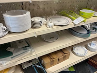 Partij campingservies, pannen en potten - afbeelding 18 van  29