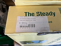 Partij caravan huishoudelijke artikelen - afbeelding 9 van  17