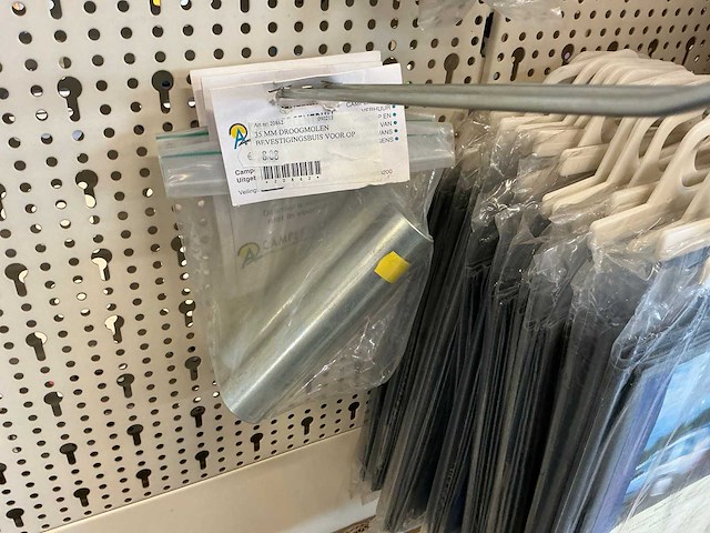 Partij caravan huishoudelijke artikelen - afbeelding 12 van  17