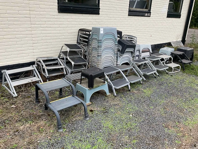 Partij caravan opstapjes - afbeelding 1 van  5