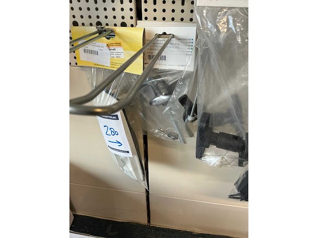 Partij caravan/camper deursloten en onderdelen - afbeelding 14 van  33