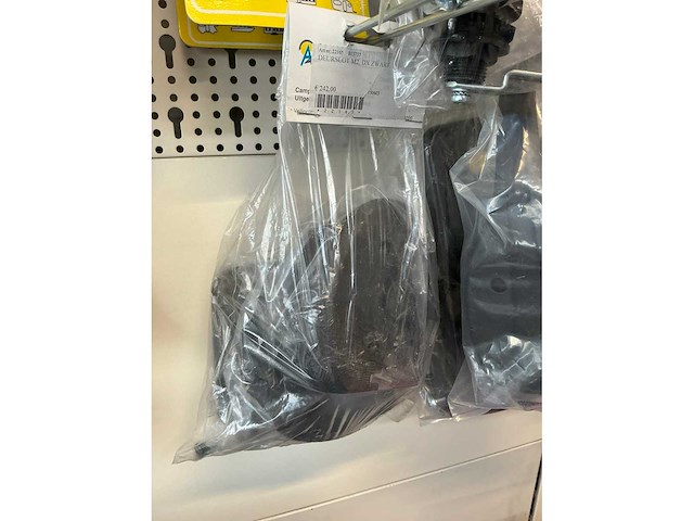 Partij caravan/camper deursloten en onderdelen - afbeelding 18 van  33