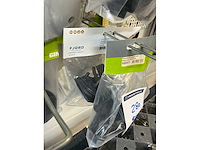 Partij caravan/camper deursloten en onderdelen - afbeelding 24 van  33