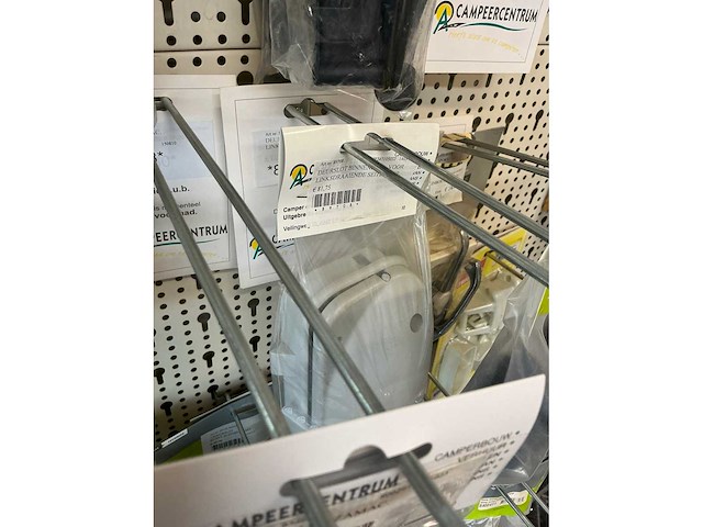 Partij caravan/camper deursloten en onderdelen - afbeelding 26 van  33