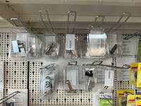 Partij caravan/camper deursloten en onderdelen - afbeelding 28 van  33