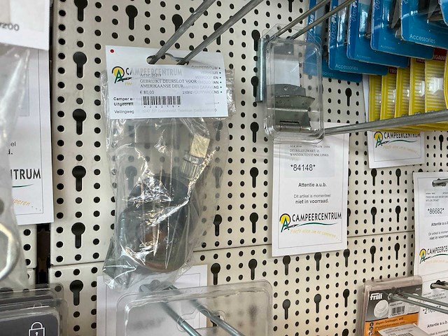 Partij caravan/camper deursloten en onderdelen - afbeelding 32 van  33