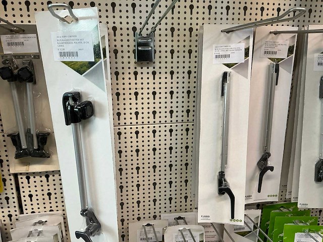 Partij caravan/camper raamuitzetters - afbeelding 15 van  18