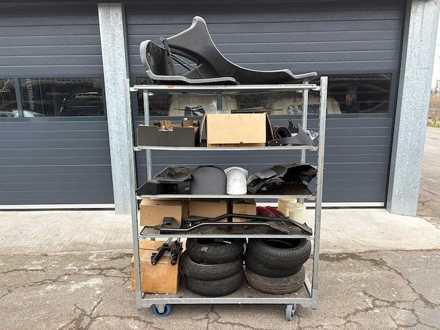 Partij carver onderdelen - circa 80 stuks - afbeelding 1 van  10