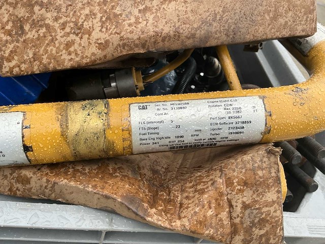 Partij caterpillar c12 motoronderdelen, inclusief kuubskist - afbeelding 6 van  16