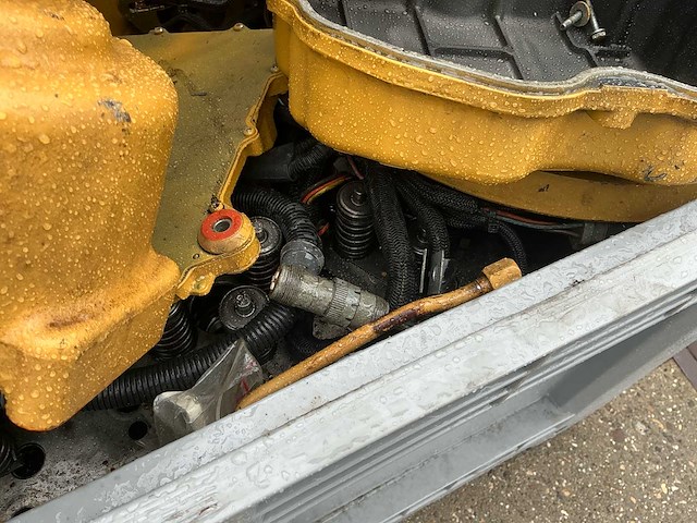 Partij caterpillar c12 motoronderdelen, inclusief kuubskist - afbeelding 10 van  16