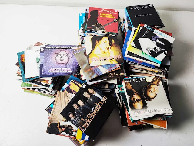 Partij cd singles 350 stuks - afbeelding 2 van  2