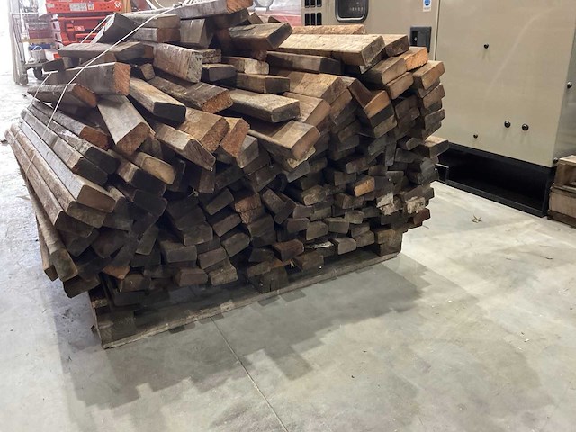 Partij ceder hout - afbeelding 3 van  5