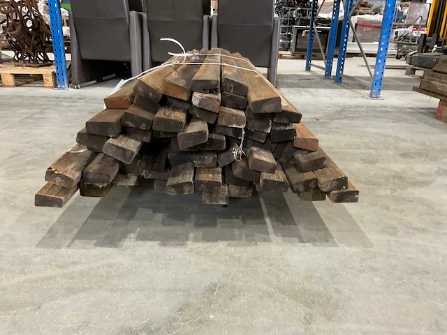 Partij ceder hout - afbeelding 4 van  5