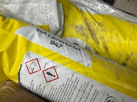 Partij cement - afbeelding 4 van  7