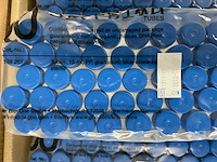 Partij centrifuge buisjes en schaaltjes - afbeelding 14 van  18