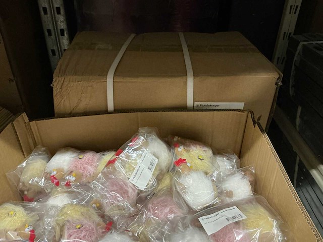 Partij chickens h15cm (180x) - afbeelding 4 van  5