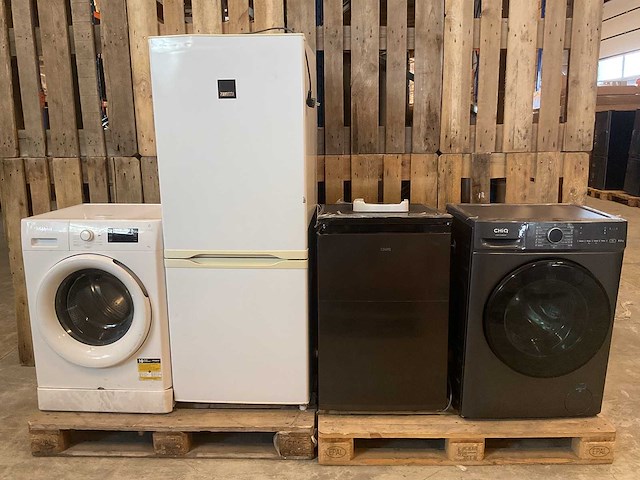 Partij chiq witgoed (4x) - afbeelding 1 van  12