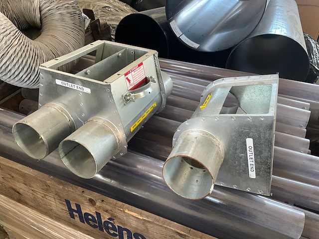 Partij chore-time flex-auger onderbakken / voerlijn-onderdelen - afbeelding 1 van  8