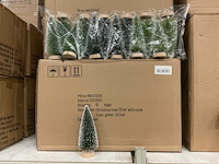 Partij christmas tree 20cm with snow 3ass green 12/set (20 sets) - afbeelding 1 van  4