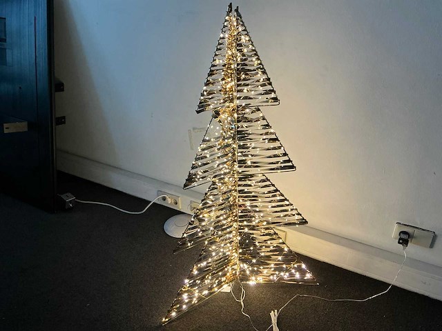 Partij christmas tree light ing 120cm incl timer gold (47x) - afbeelding 1 van  3
