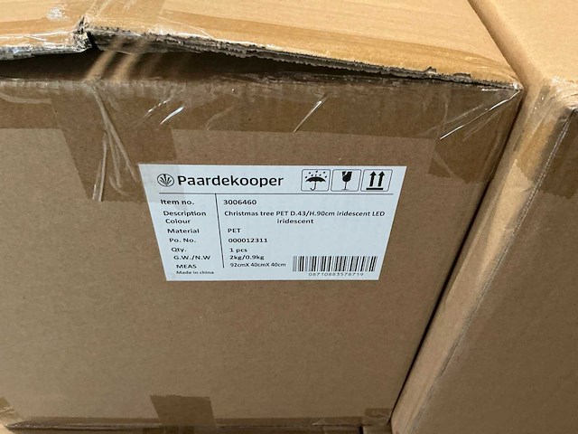 Partij christmas trees pet d43/h90cm iridescent led (6x) - afbeelding 4 van  4
