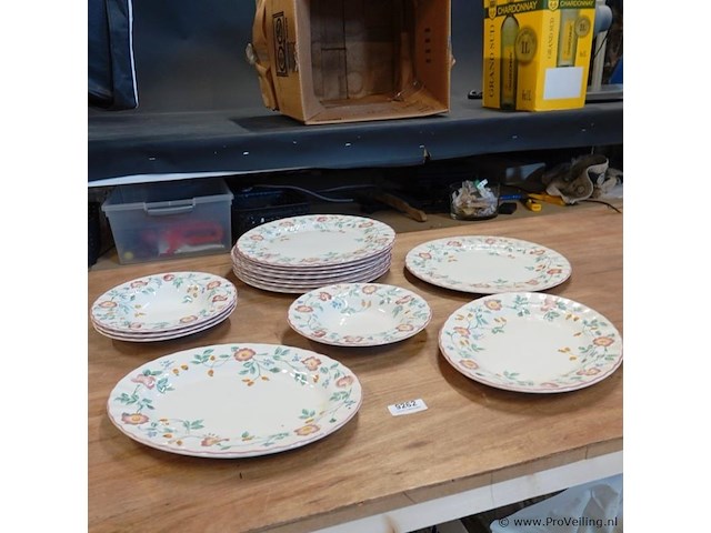 Partij churchil english tableware borden - afbeelding 1 van  5