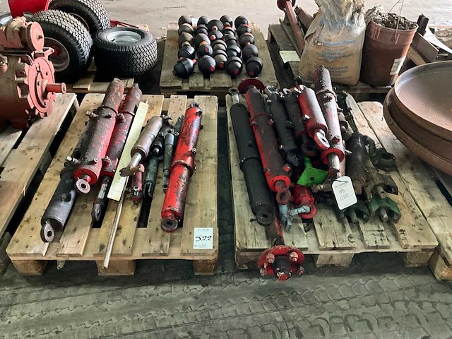 Partij cilinders - afbeelding 1 van  3