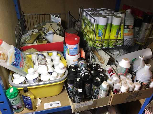 Partij cleaner en divers - afbeelding 1 van  5