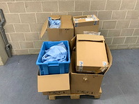 Partij cleanroom overalls en operatie schorten - afbeelding 2 van  6