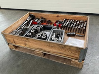 Partij cnc materiaal - afbeelding 1 van  8