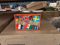 Partij cocktailprikkers met wereldvlag (28800x) - afbeelding 1 van  2