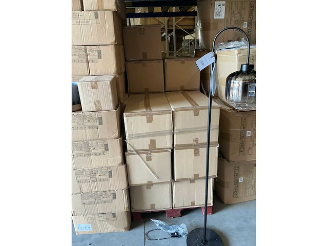 Partij coco maison essex floor lamp 165cm (16x) - afbeelding 5 van  5