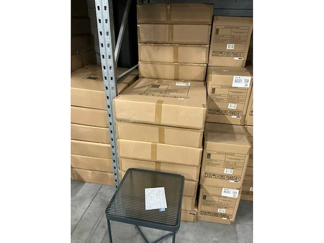 Partij coco maison ezra side table 45x45xh60cm (19x) - afbeelding 3 van  4