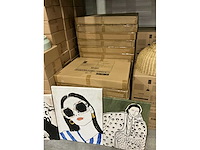Partij coco maison fashionista set of 3 prints 60x80cm (25 sets) - afbeelding 2 van  5