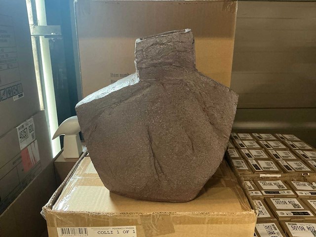 Partij coco maison rock vase h28cm (24x) - afbeelding 1 van  4
