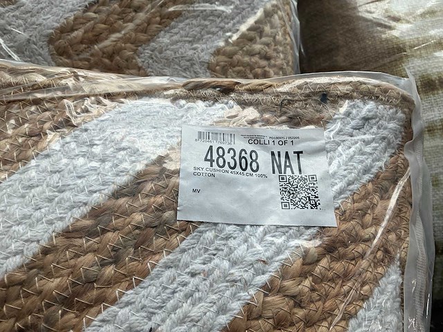 Partij coco maison sky cushion 45x45cm (30x) - afbeelding 5 van  7
