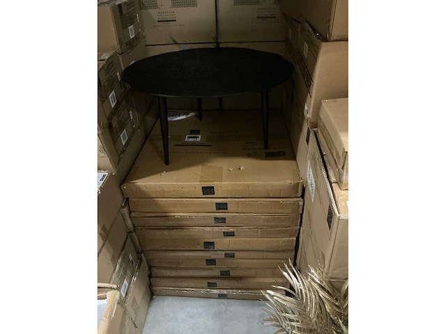 Partij coco maison vica side table 70x70x38cm (11x) - afbeelding 4 van  6