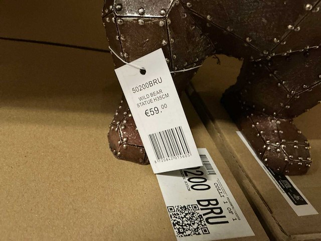 Partij coco maison wild bear statue h35cm (28x) - afbeelding 3 van  6