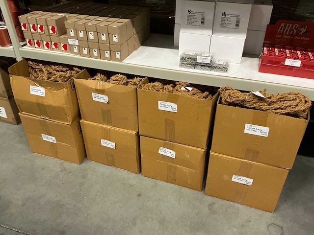 Partij coco’s touw dik 200gr (285x) - afbeelding 2 van  3