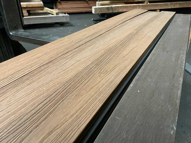 Partij composiet vlonderplanken 300 cm - afbeelding 7 van  8