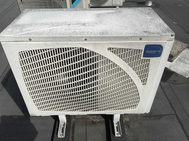 Partij compressorren en verdampers - afbeelding 12 van  51