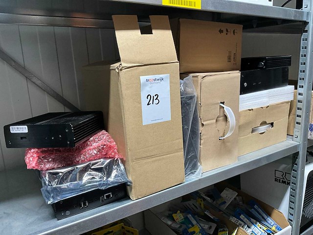 Partij computerbehuizingen - afbeelding 2 van  3